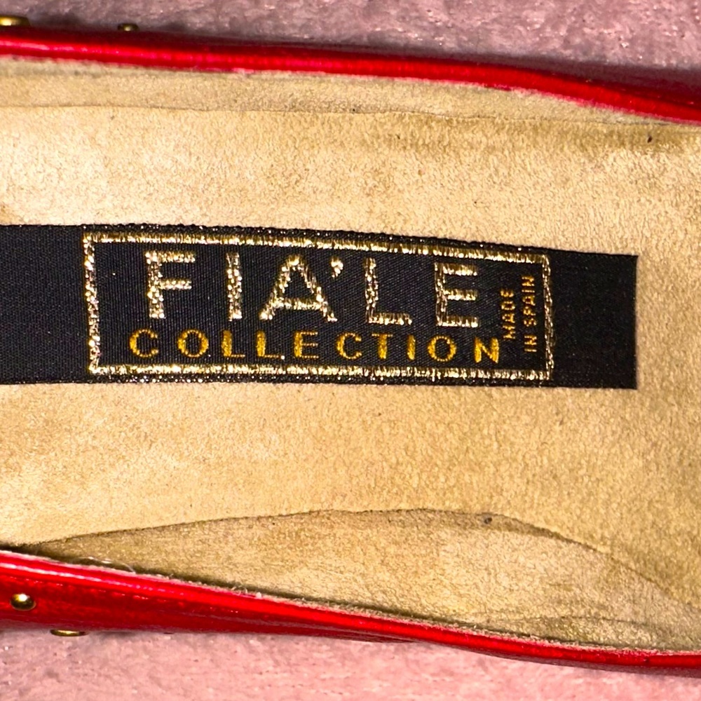 FIA’LE STUNNING RED LEATHER STUDDED HEELS. Size 7. - Picture 6 of 8